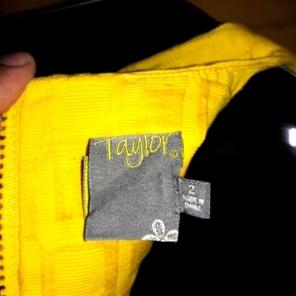 TAYLOR Yellow Sheath Dress with Floral 3D Accents, 2 - Picture 4 of 7
